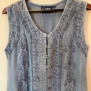 Lds denim-style embellished sleeveless dress.